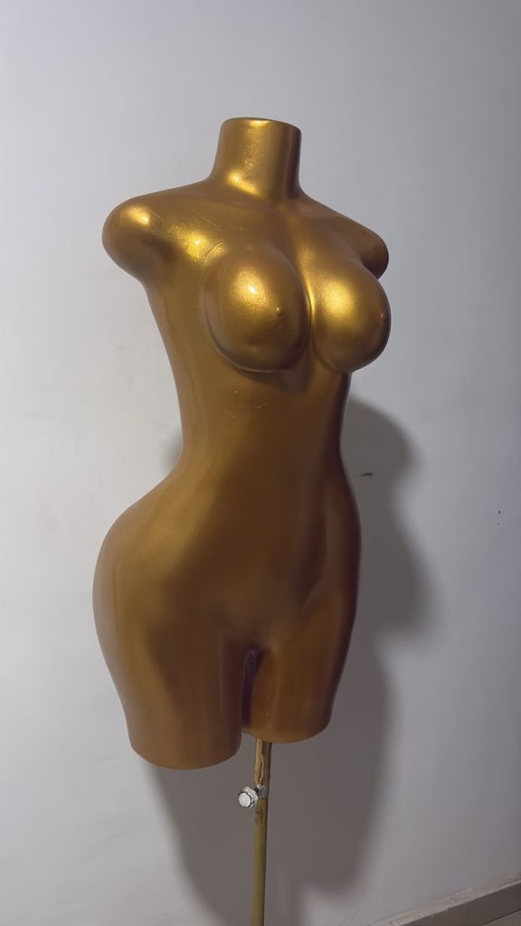 541585